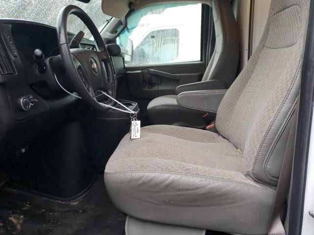 Chevrolet Express Image 3