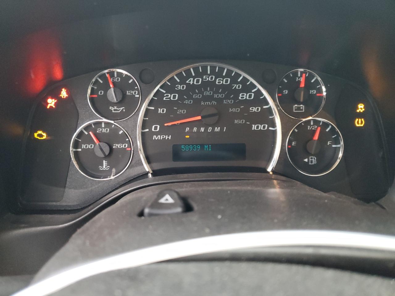 Chevrolet Express Image 7