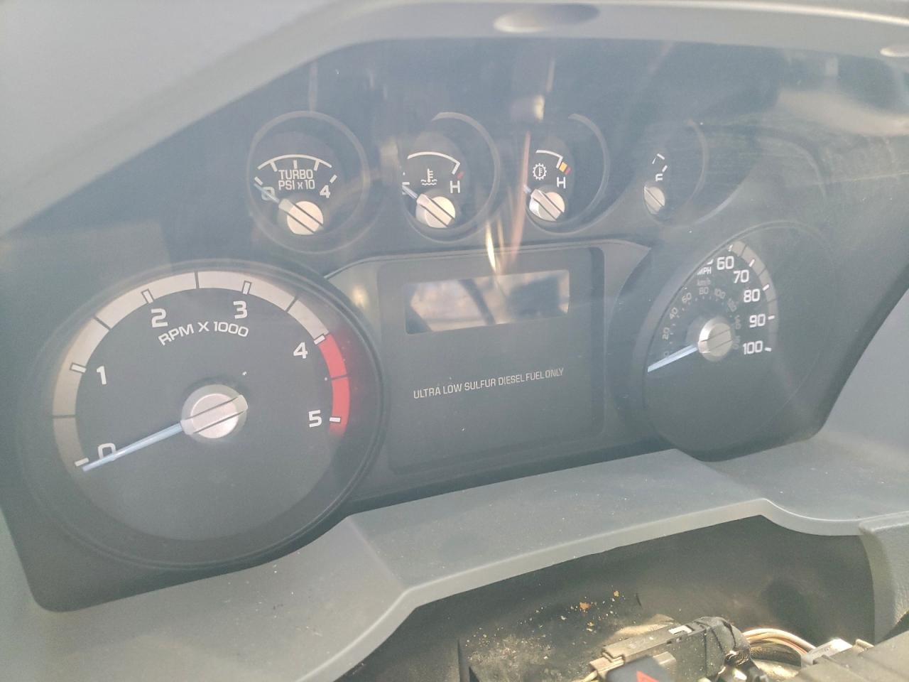 Ford F-350 Super Duty Image 6