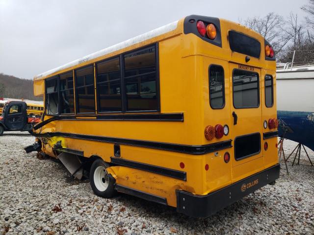 Ford Econoline E350 Super Duty Cutaway Van Image 5