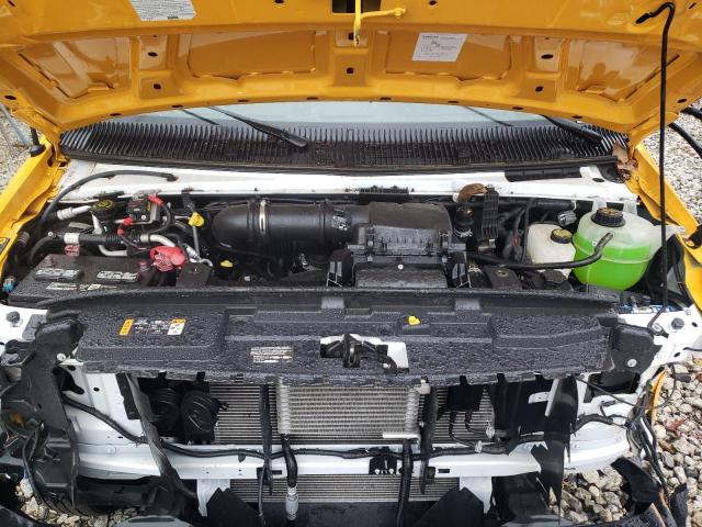 Ford Econoline E350 Super Duty Cutaway Van Image 8