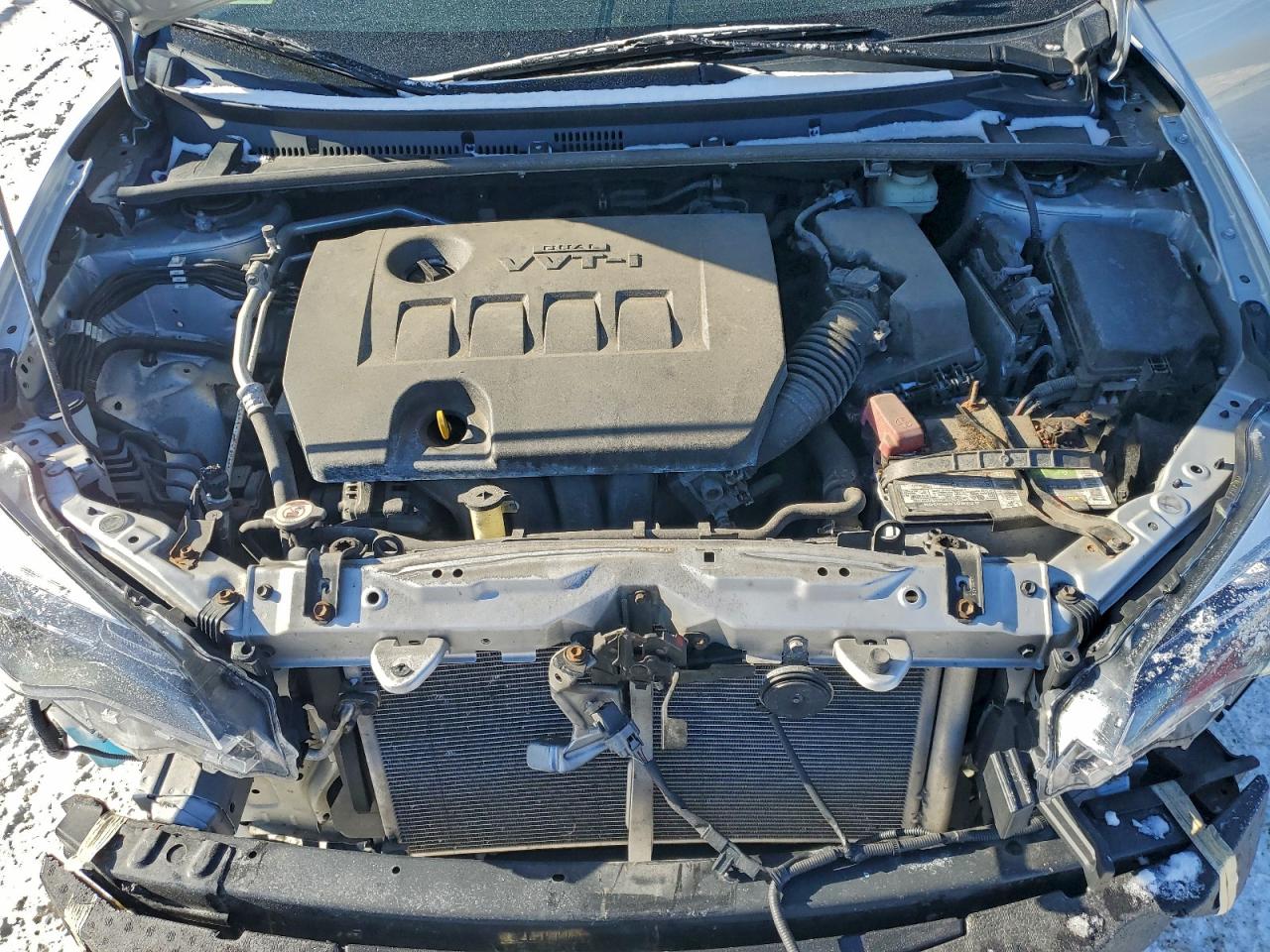 Toyota Corolla L Image 11