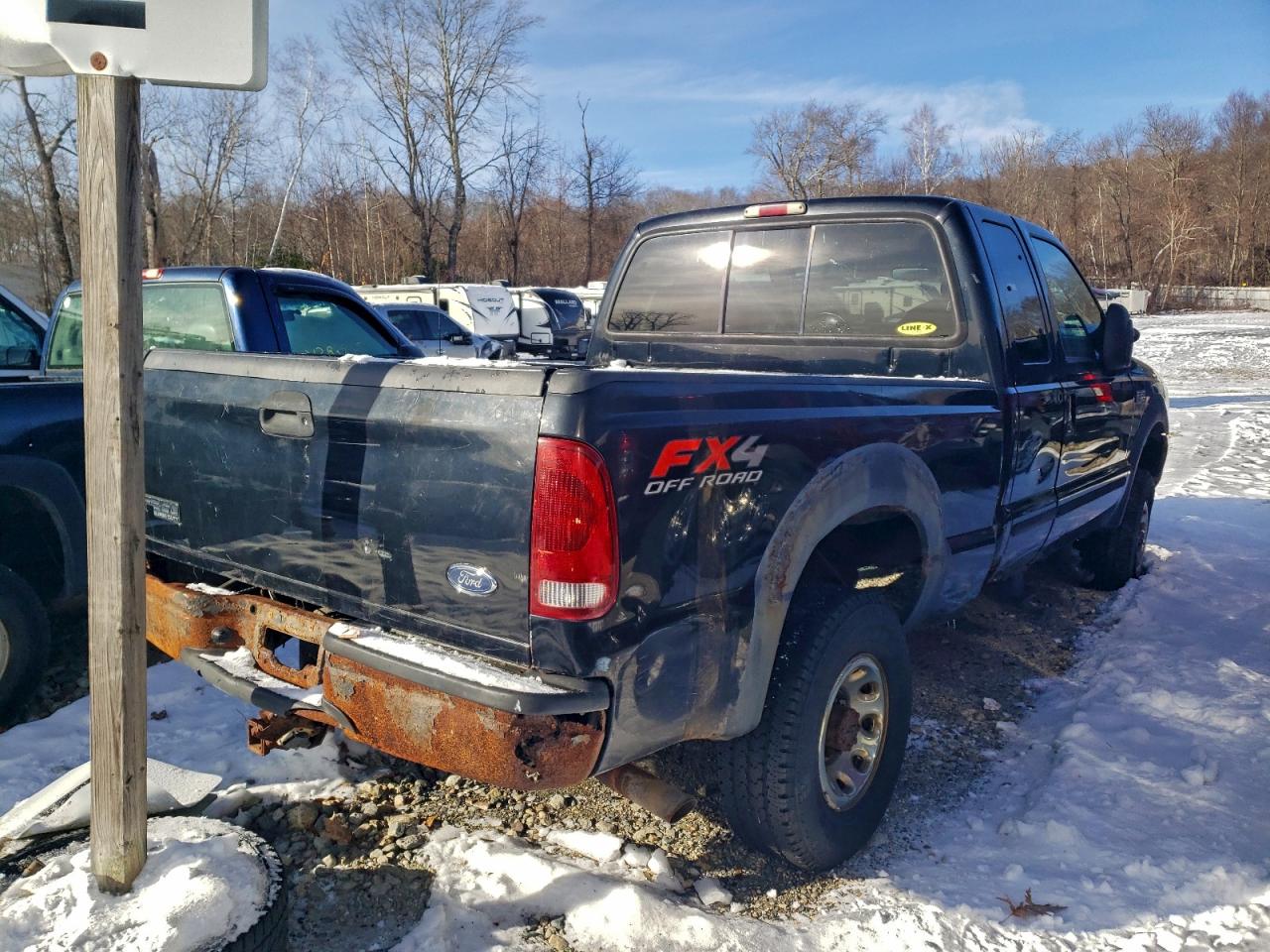 Ford F-350 Srw Super Duty Image 3
