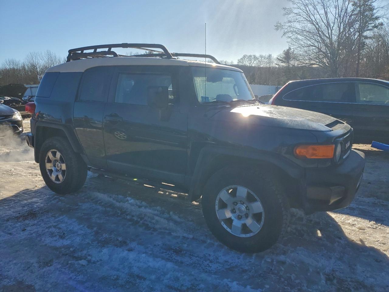 Toyota FJ Cruiser Image 9
