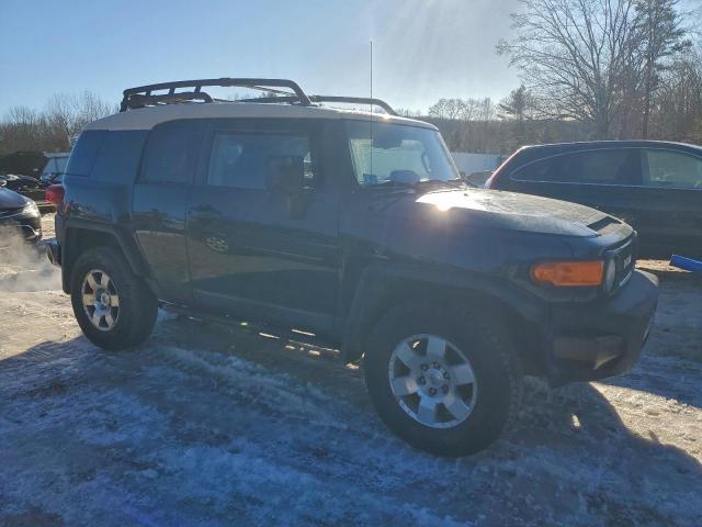 Toyota FJ Cruiser Image 9