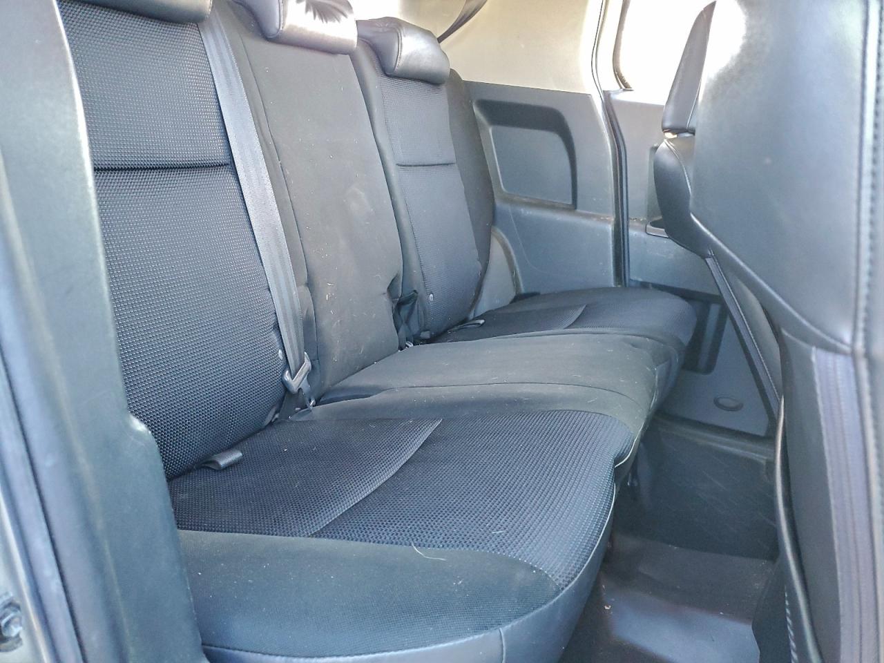 Toyota FJ Cruiser Image 12