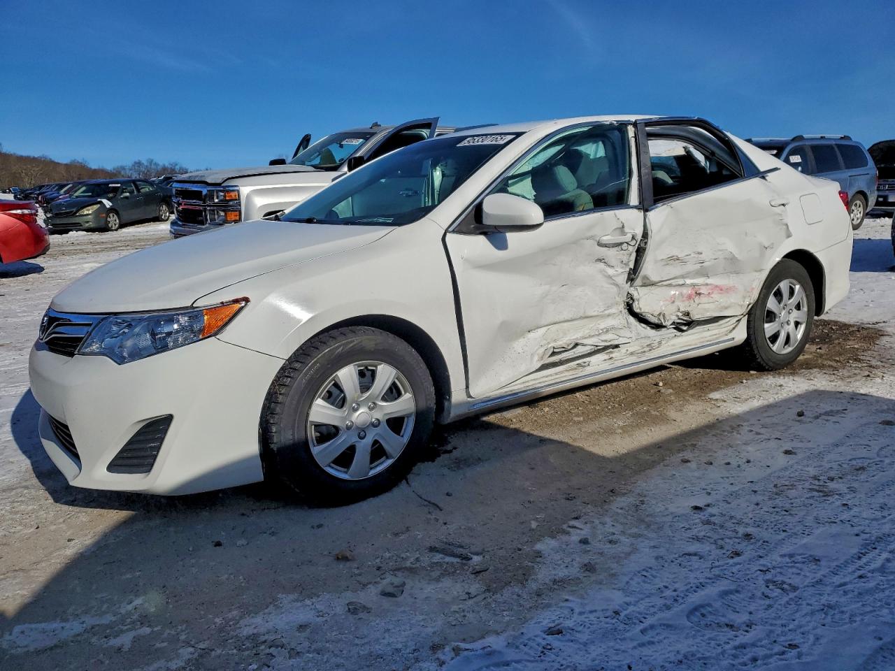 Toyota Camry L Image 1