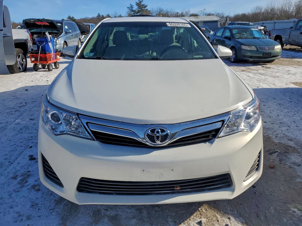 Toyota Camry L Image 4