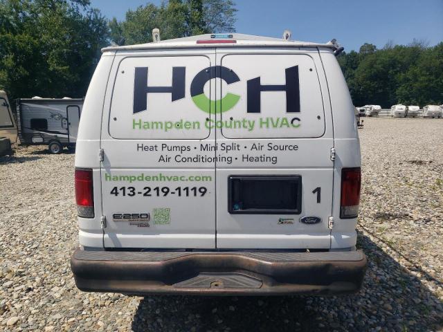 Ford Econoline E250 Van Image 4