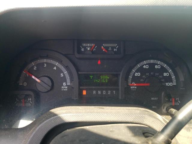 Ford Econoline E250 Van Image 6