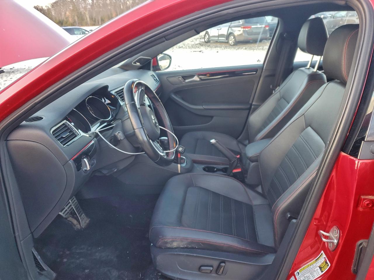 Volkswagen Jetta Gli Image 10