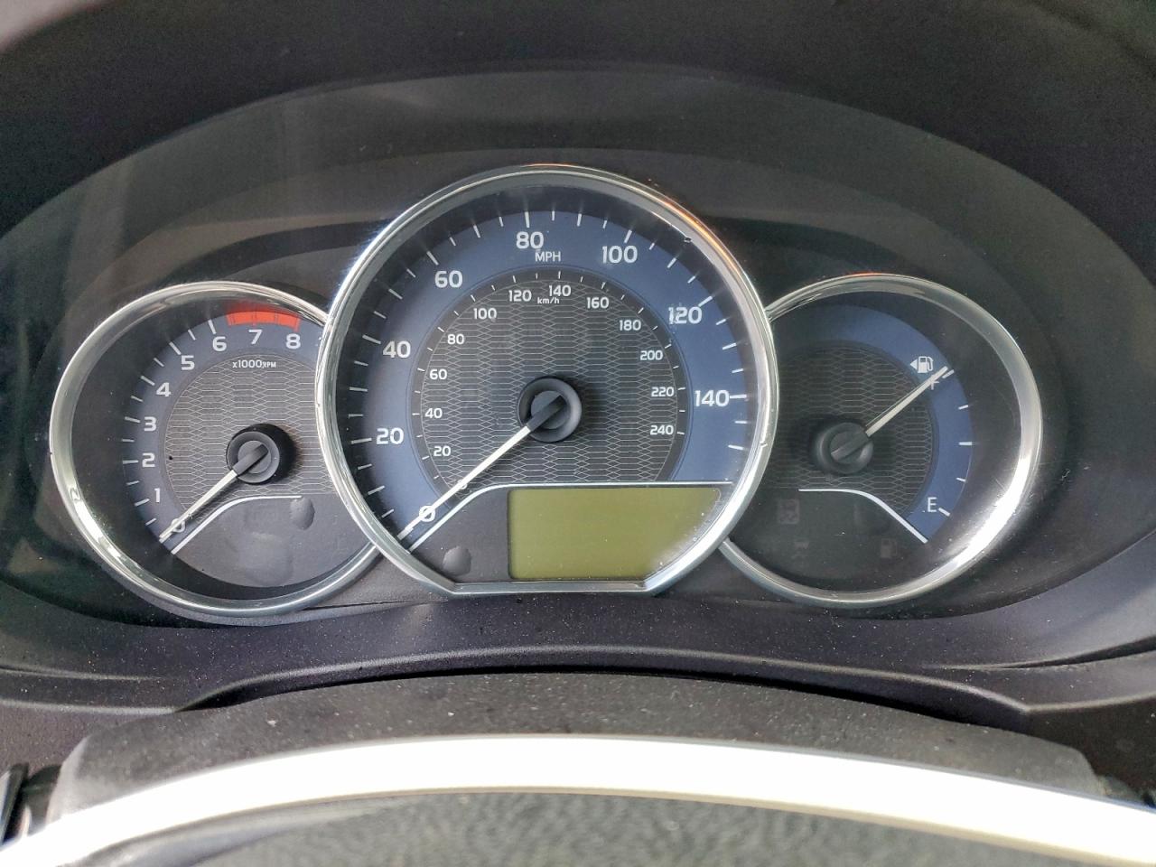 Toyota Corolla L Image 9