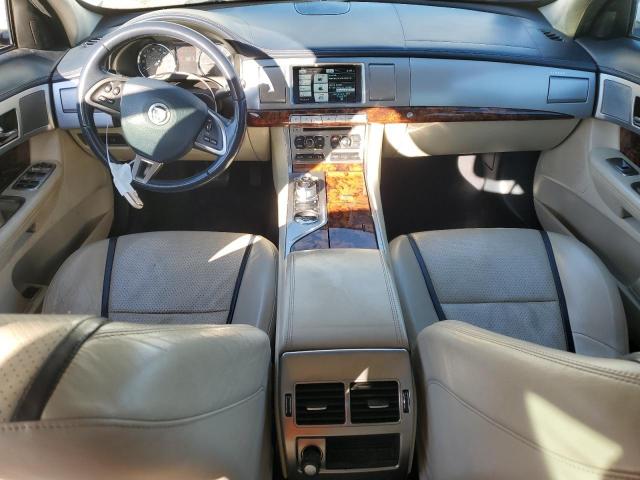 Jaguar XF Portfolio Image 11