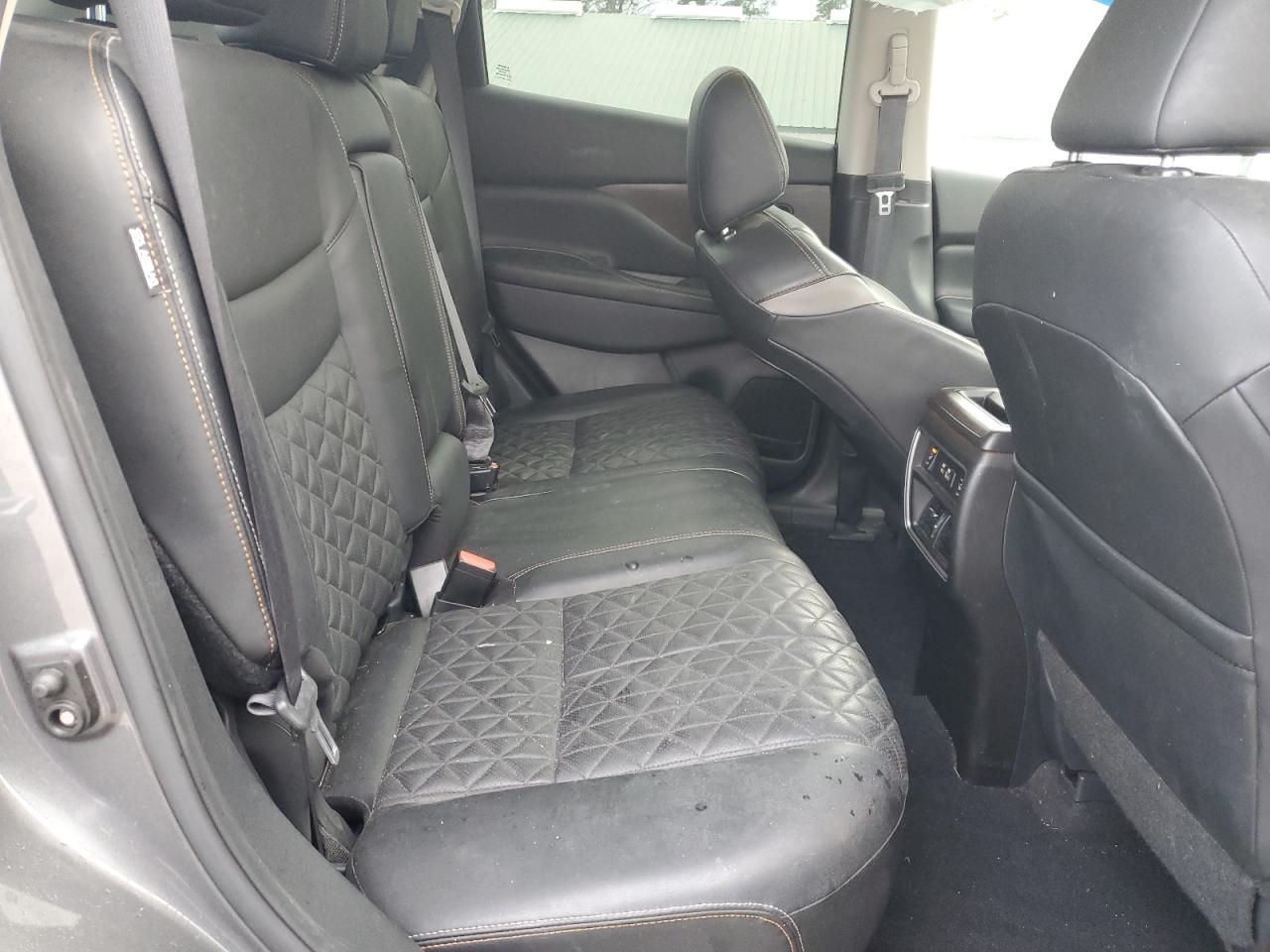 Nissan Murano Platinum Image 6