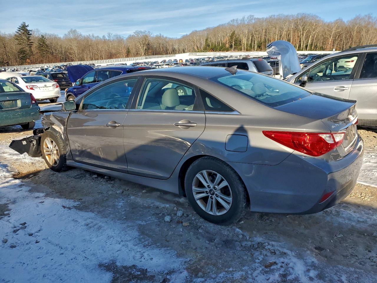 Hyundai SONATA Gls Image 6