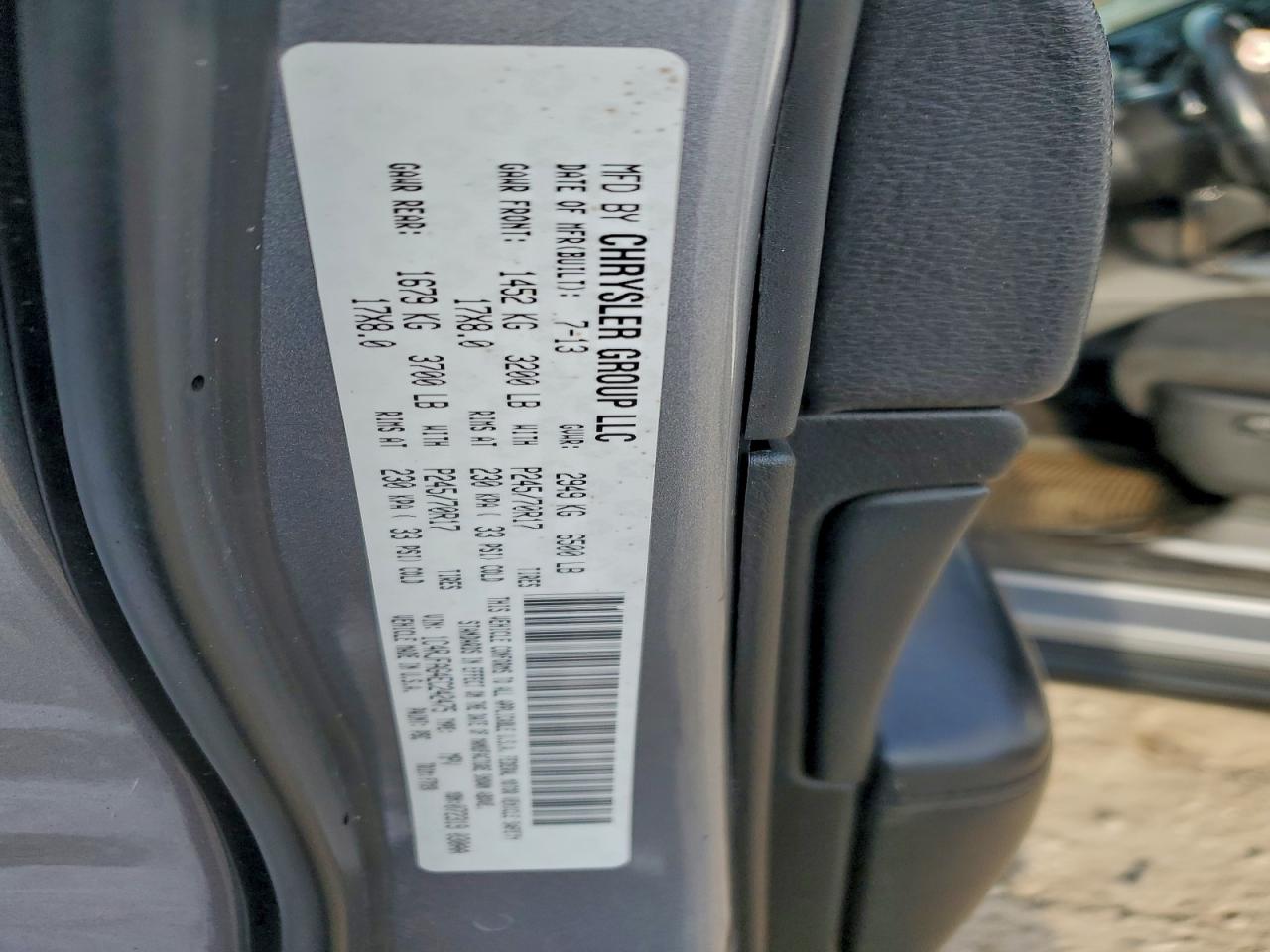 Jeep Grand Cherokee Laredo Image 11