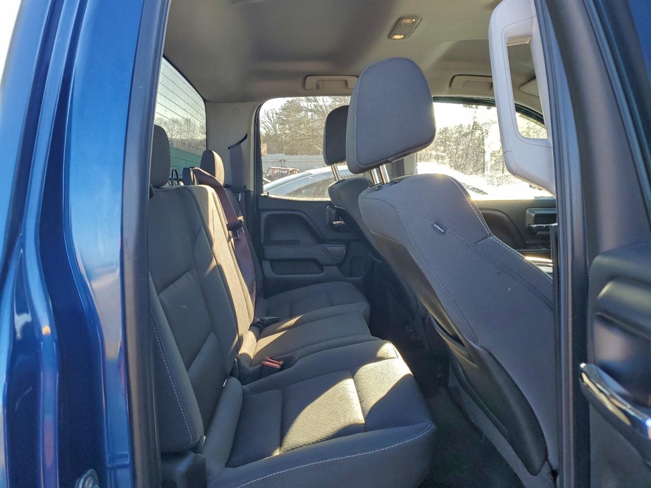 GMC Sierra K1500 Sle Image 9