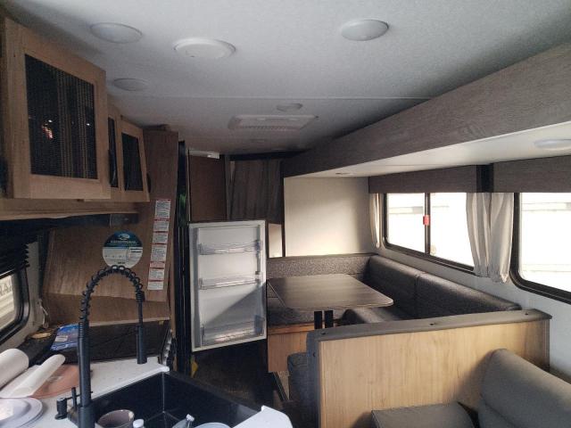 Wildwood Grey Wolf Image 3