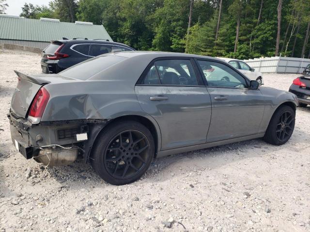 Chrysler 300 S Image 7