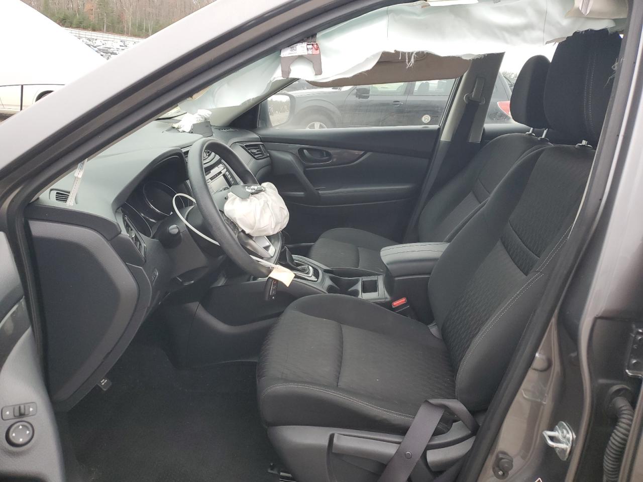 Nissan Rogue S Image 12