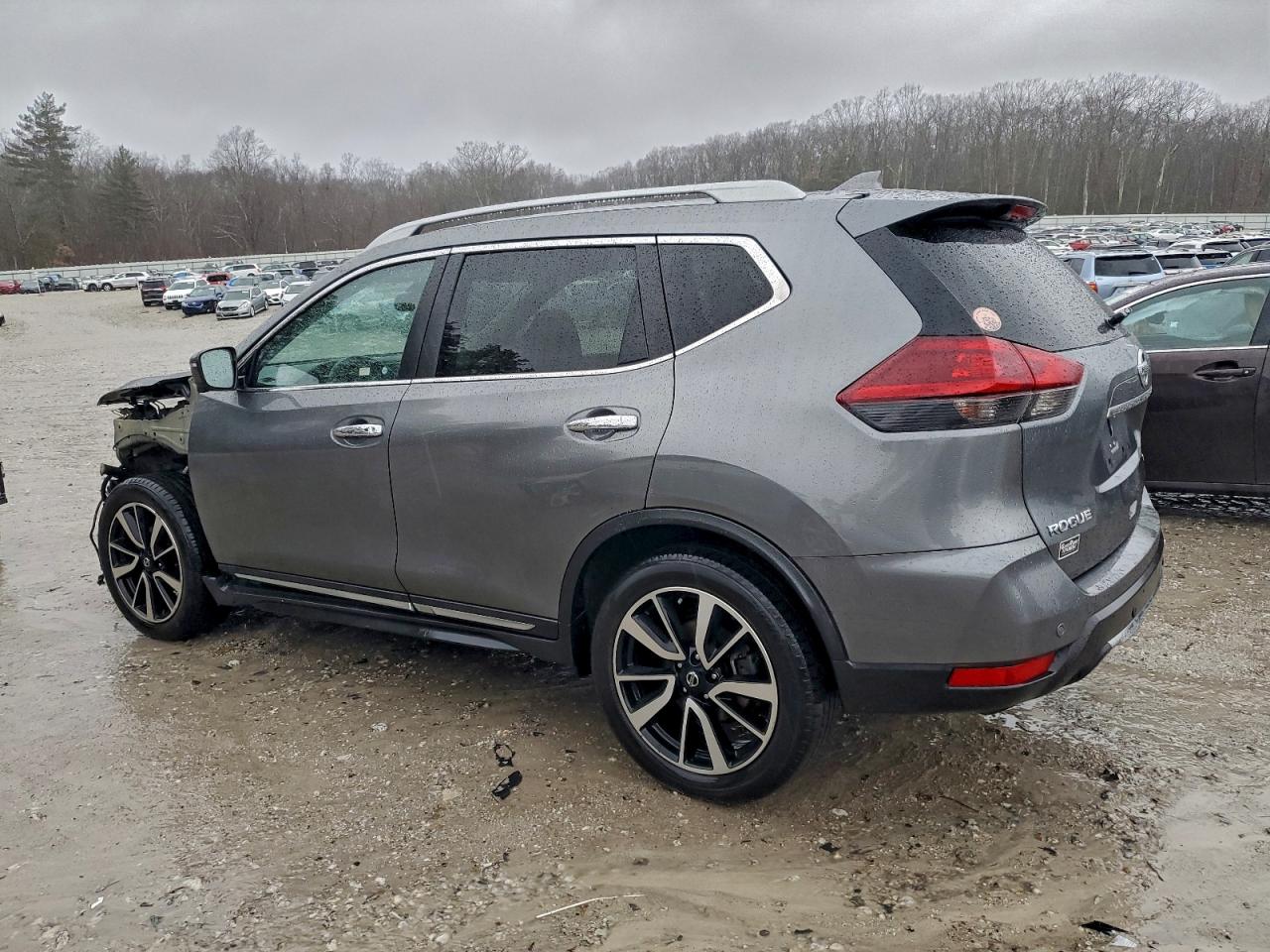 Nissan Rogue S Image 2
