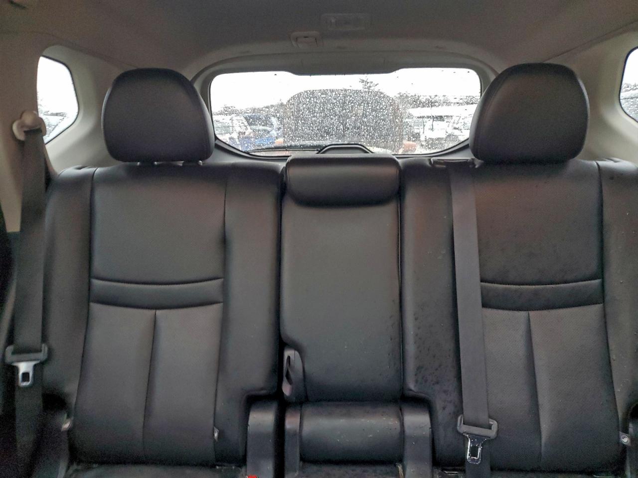 Nissan Rogue S Image 7