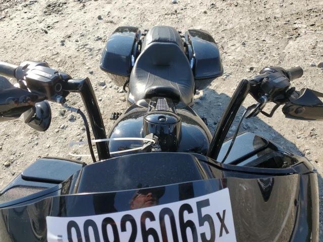 Harley-Davidson Fl Image 8