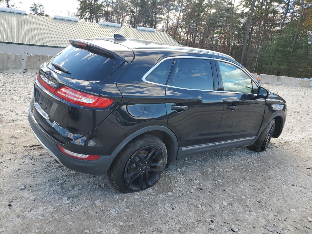 Lincoln MKC Reserve Image 2