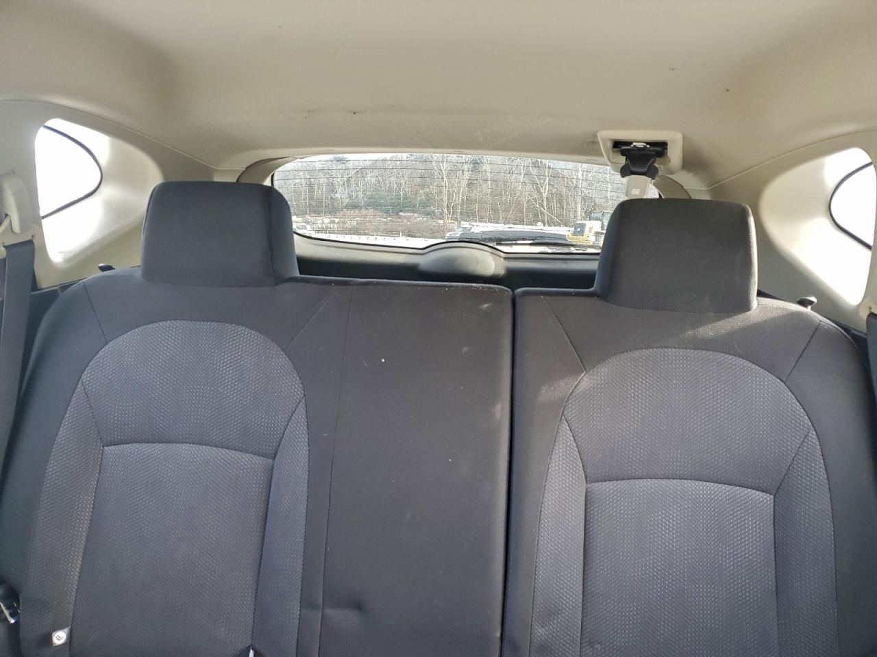 Nissan Rogue S Image 8