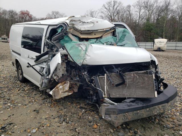 GMC Savana G2500 Image 2