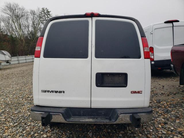 GMC Savana G2500 Image 3