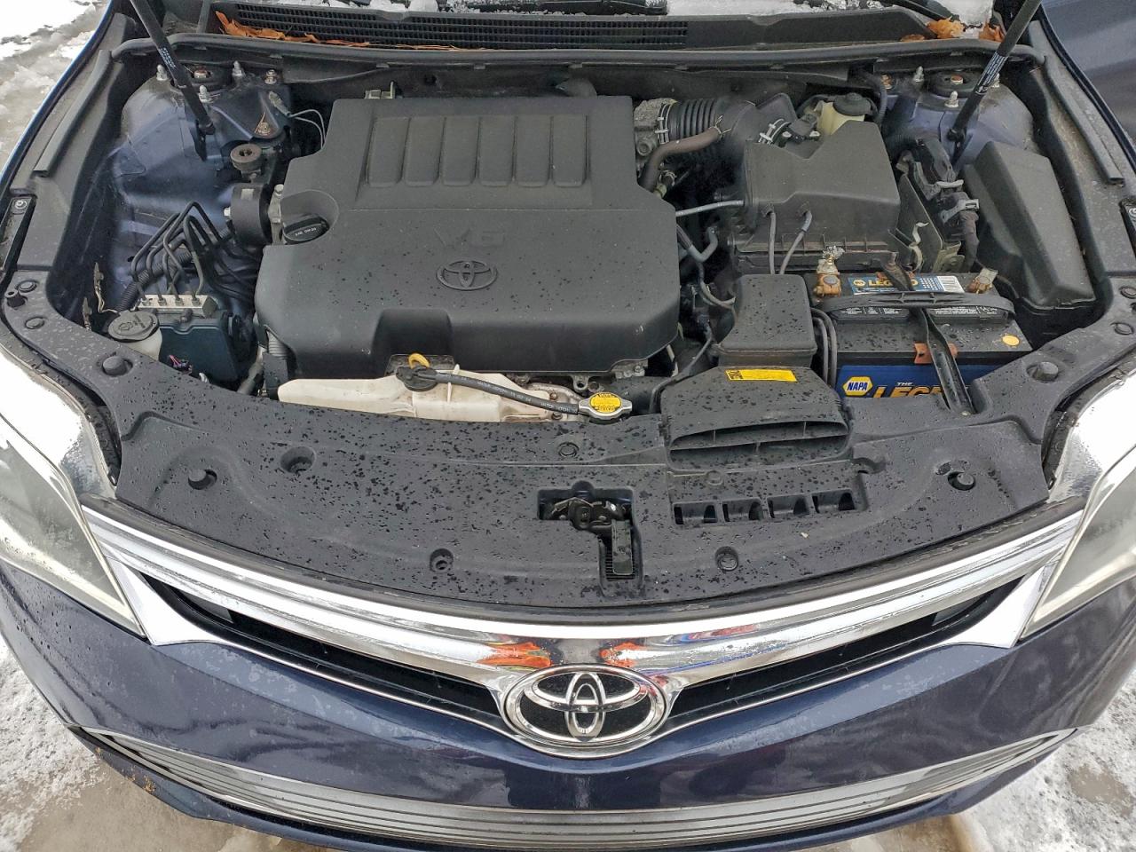 Toyota Avalon Base Image 10