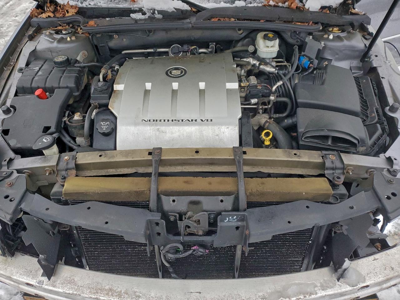 Cadillac DTS Image 8