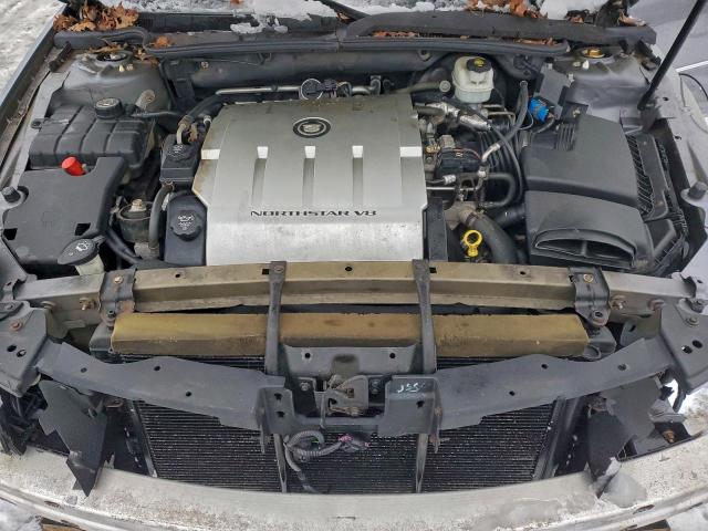 Cadillac DTS Image 8