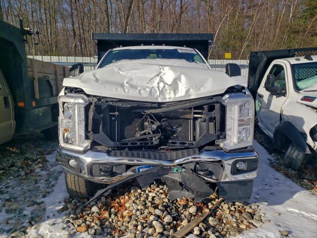 Ford F-350 Super Duty Image 8
