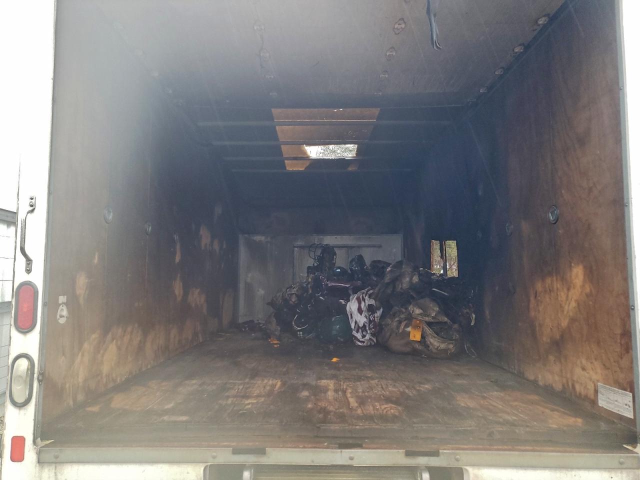 GMC Savana Cutaway G4500 Image 8