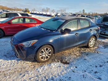  Salvage Toyota Yaris