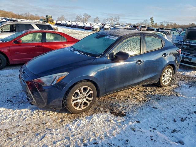  Salvage Toyota Yaris