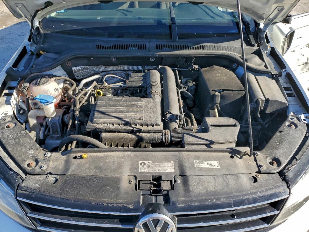 Volkswagen Jetta S Image 10