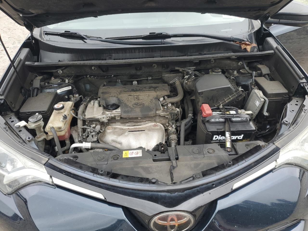 Toyota RAV4 Le Image 13