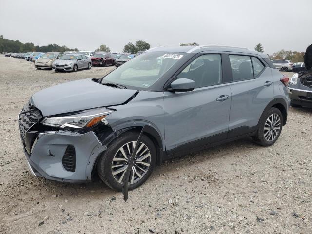  Salvage Nissan Kicks