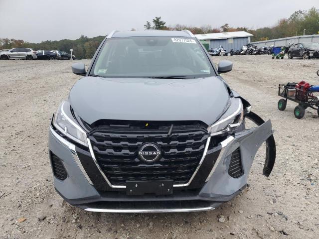 Nissan Kicks Sv Image 3