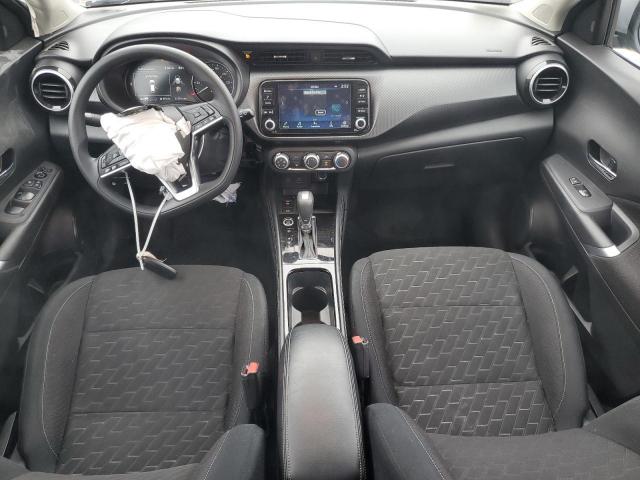 Nissan Kicks Sv Image 2