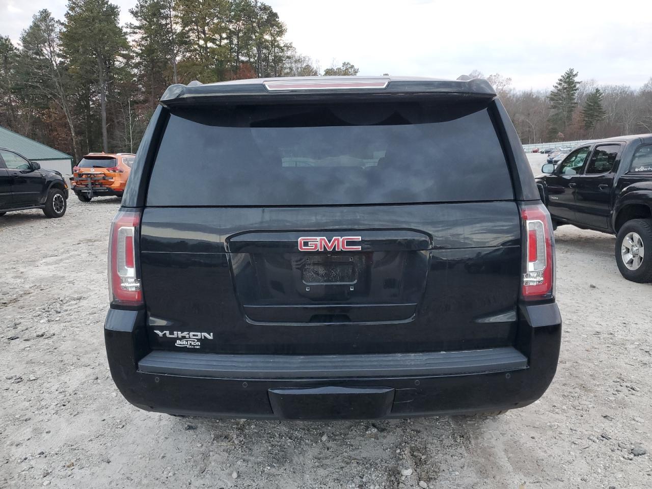 GMC Yukon Slt Image 3
