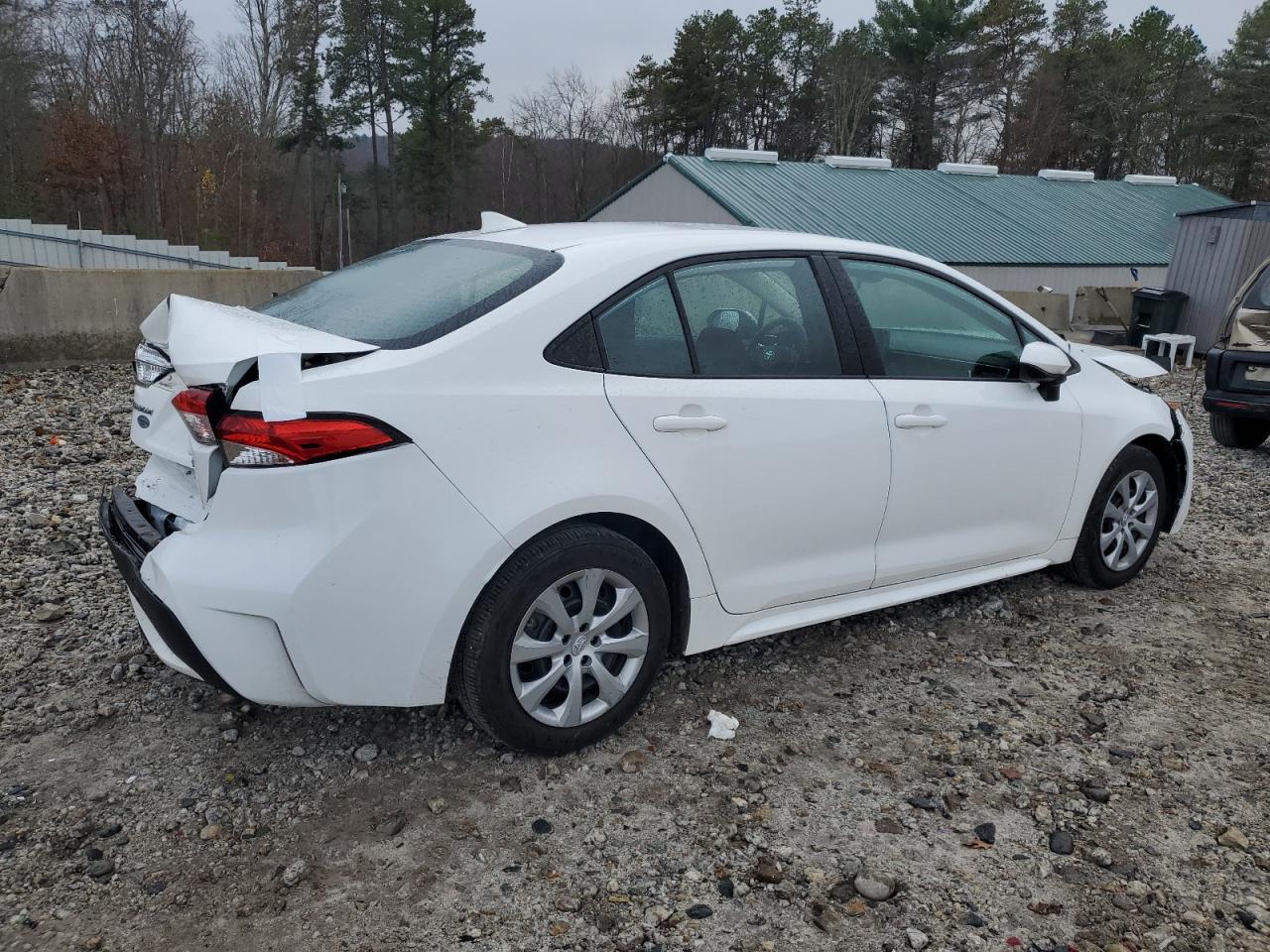 Toyota Corolla Le Image 7