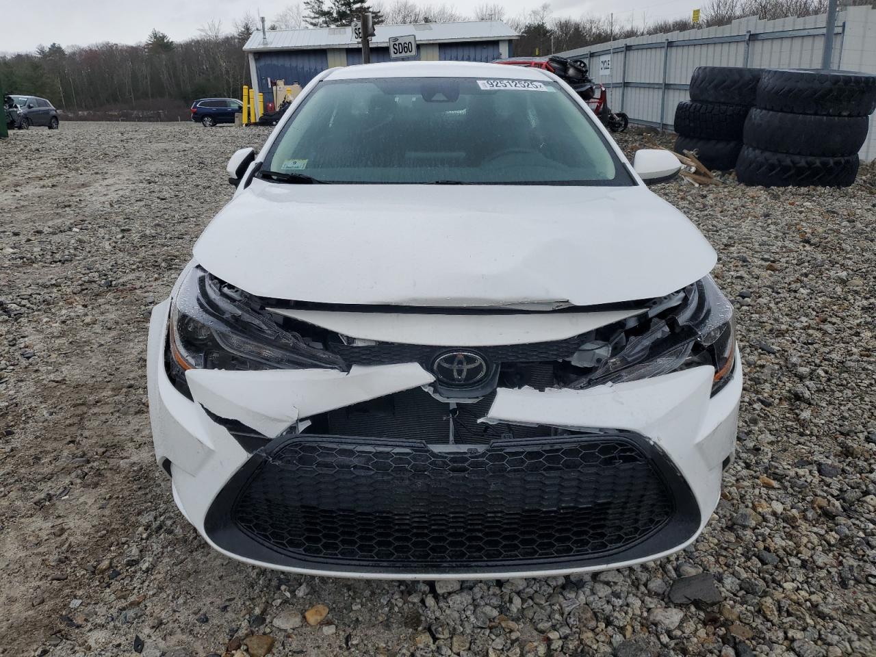 Toyota Corolla Le Image 3