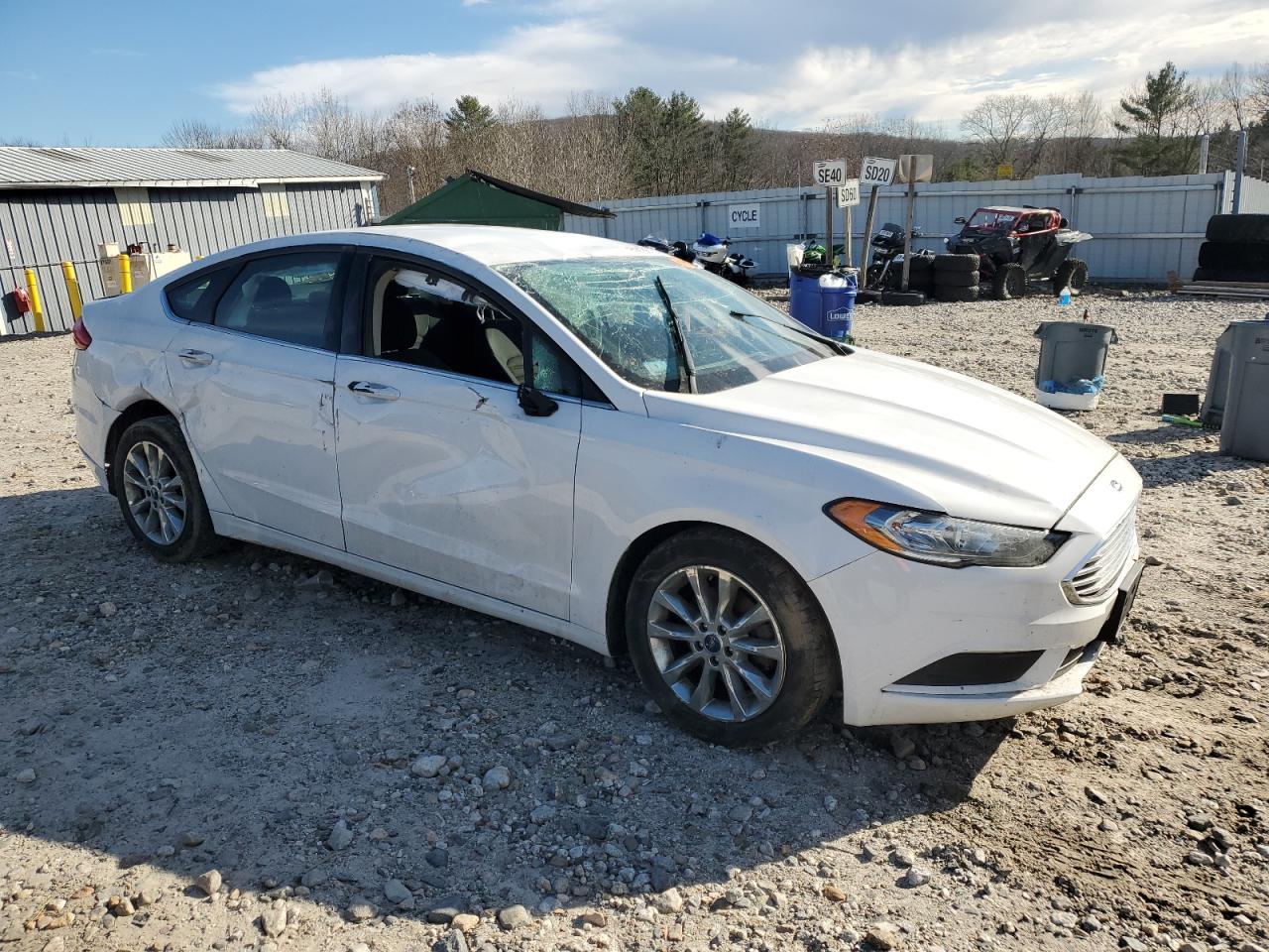 Ford Fusion Se Image 2