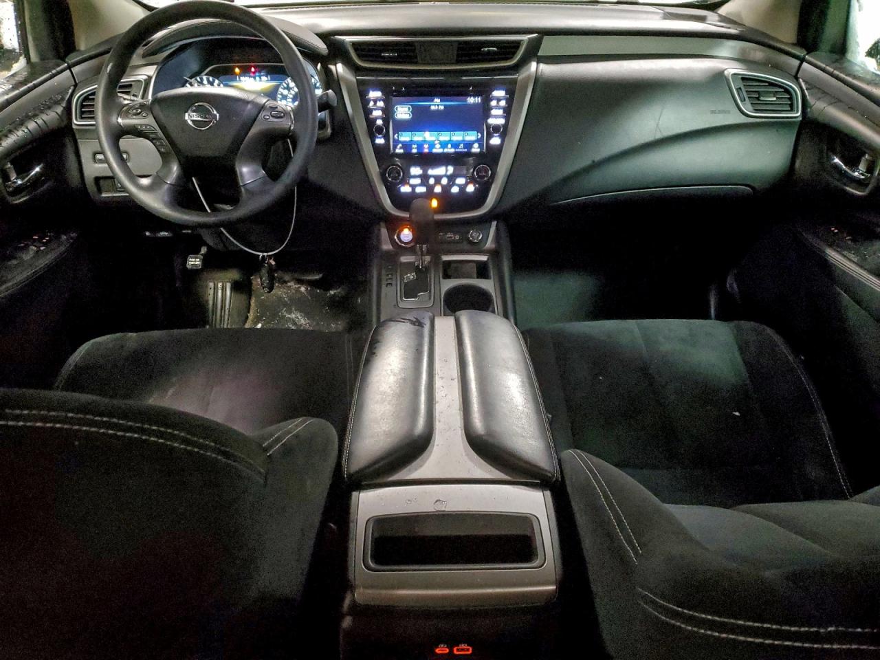 Nissan Murano S Image 9