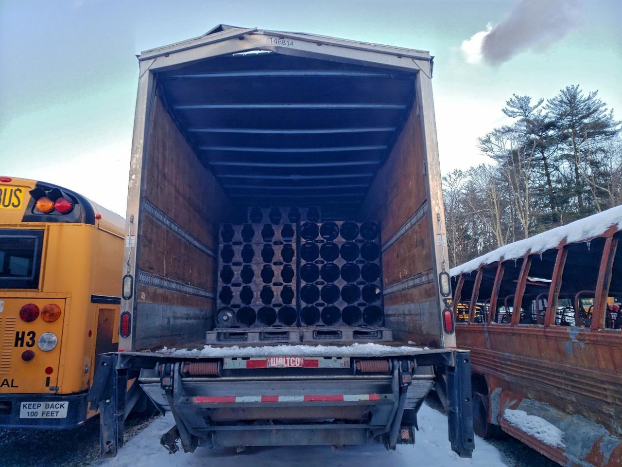 Freightliner M2 106 Medium Duty Image 9