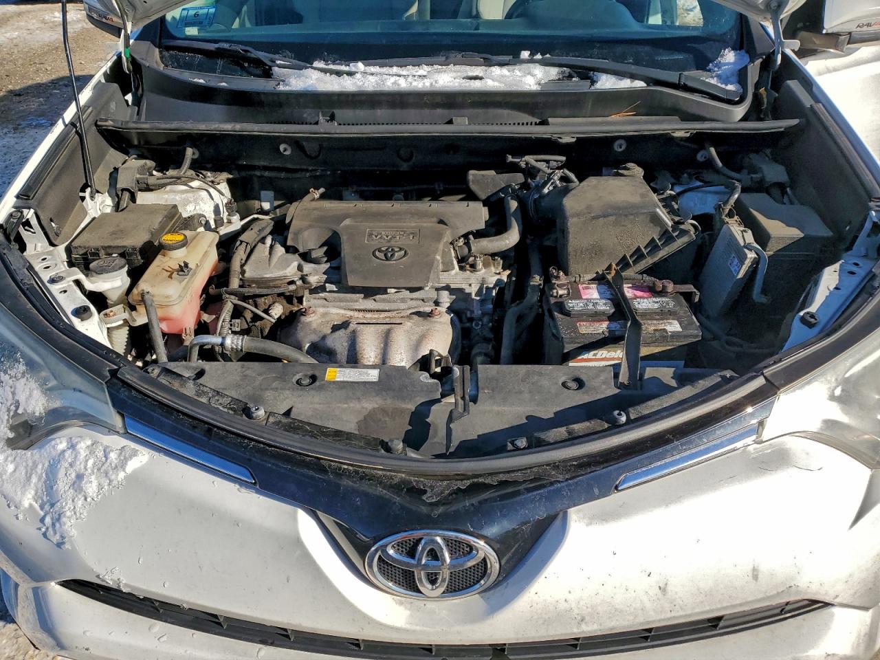 Toyota RAV4 Xle Image 5